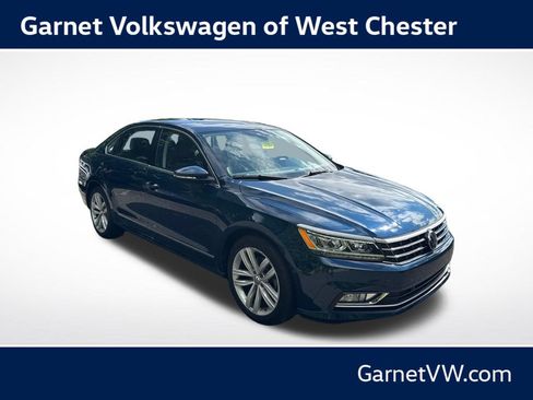 Used 2018 Volkswagen Passat 2.0T SEL Premium FWD image 7