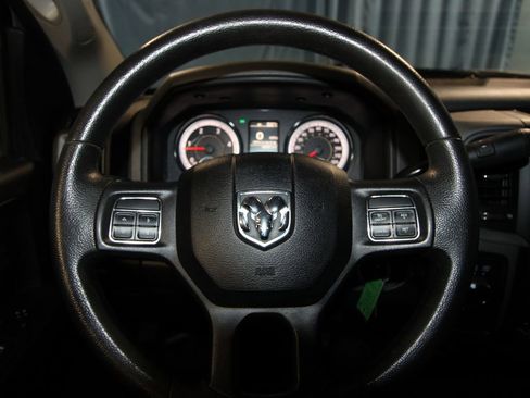 Used 2017 RAM 3500 Tradesman w/ Chrome Appearance Group image 11