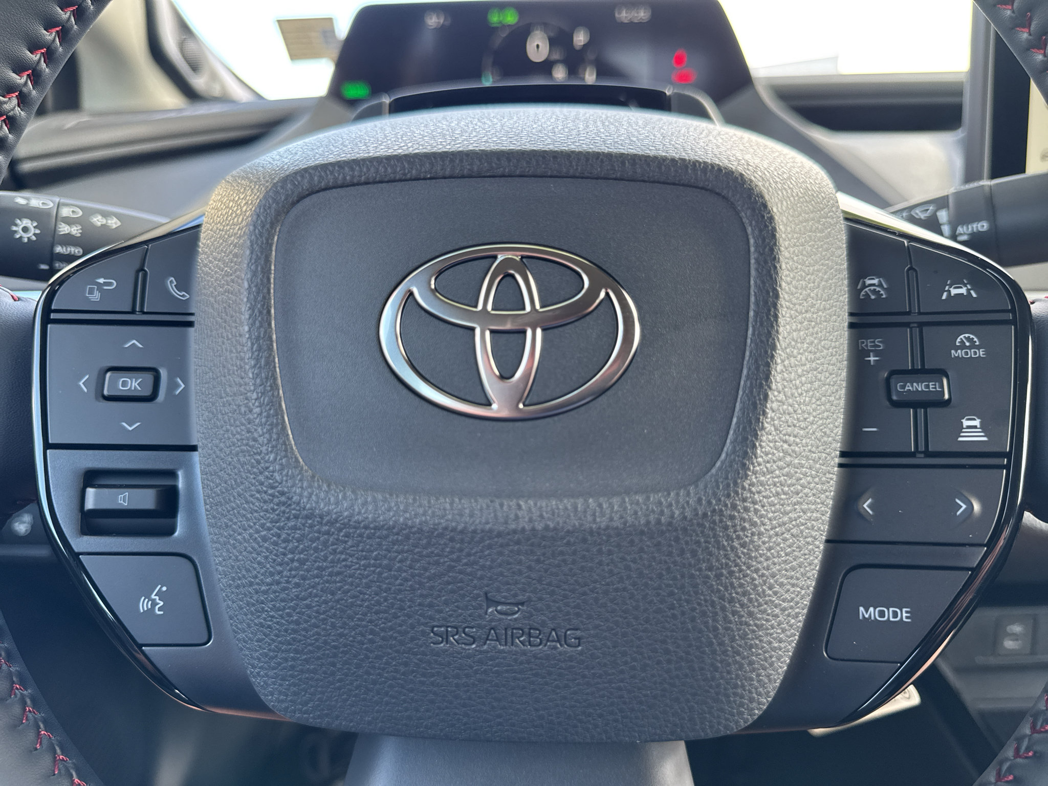 New 2027 Toyota Prius Plug-In Hybrid w/ Limited Premium Package FWD image 15