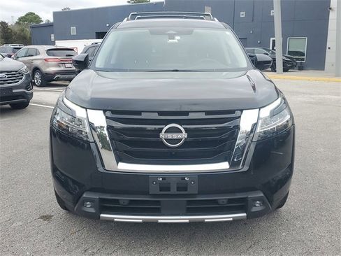 Used 2022 Nissan Pathfinder SL image 6