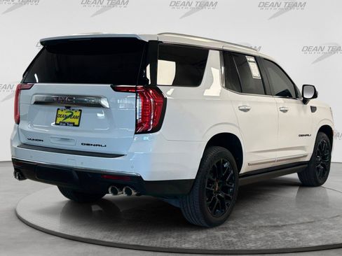 Used 2023 GMC Yukon Denali AWD/4WD image 4
