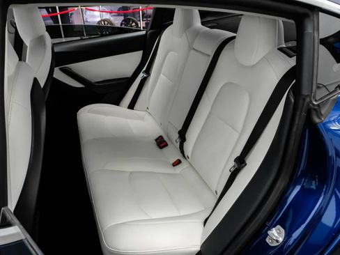 Used 2020 Tesla Model 3 Performance AWD/4WD image 36