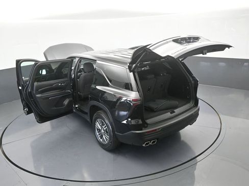 Used 2024 Chevrolet Traverse LS FWD image 74