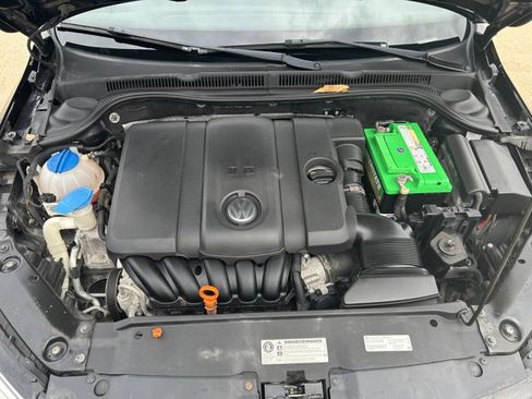 Used 2013 Volkswagen Jetta SE FWD image 10