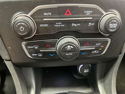 Used 2022 Dodge Charger GT image 10