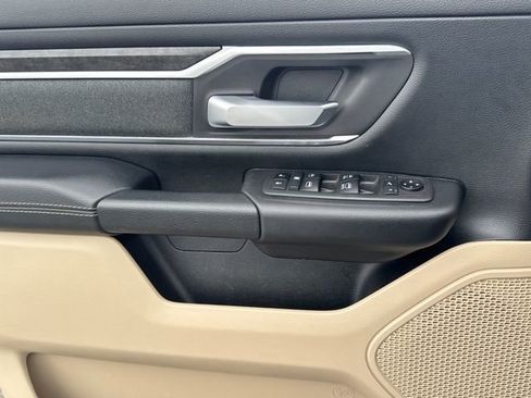 Used 2021 RAM 1500 Big Horn image 24