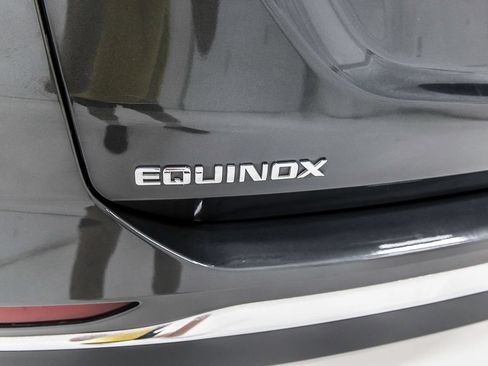 Used 2020 Chevrolet Equinox LT FWD image 6