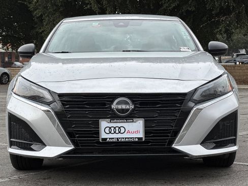 Used 2024 Nissan Altima 2.5 SV image 6