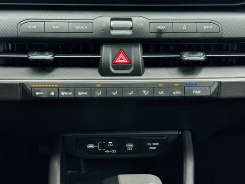 Used 2025 Kia K4 FWD image 23