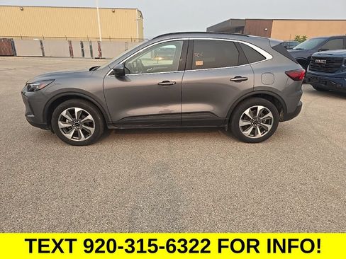 Used 2025 Ford Escape Platinum AWD/4WD image 3