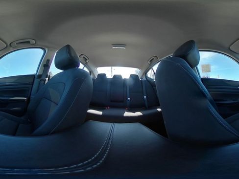 Used 2025 Nissan Altima 2.5 SV image 42