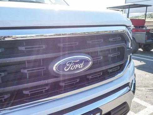 Used 2023 Ford F150 XLT image 4
