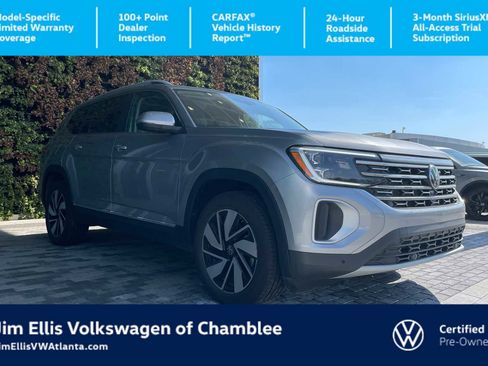 Used 2025 Volkswagen Atlas SEL image 1