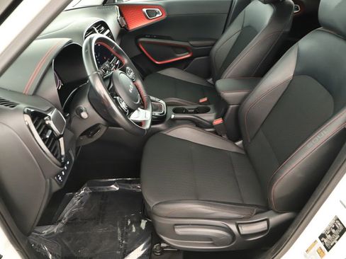 Used 2023 Kia Soul GT-Line FWD image 23