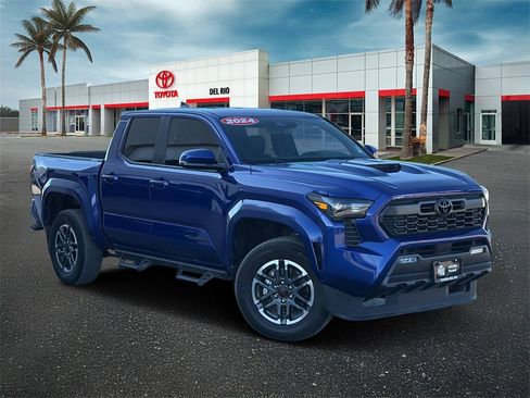 Used 2024 Toyota Tacoma TRD Sport image 1