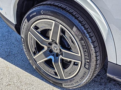 New 2026 Mercedes-Benz GLC 300 4MATIC image 10