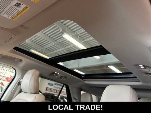 Used 2020 Ford Explorer XLT w/ Equipment Group 202A AWD/4WD image 3