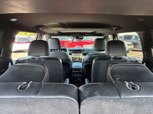 Used 2024 Jeep Grand Cherokee L Altitude AWD/4WD image 34