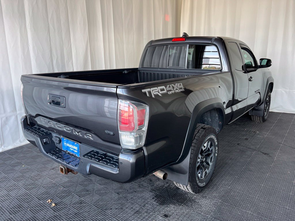 Used 2021 Toyota Tacoma TRD Off-Road w/ Technology Package AWD/4WD image 28