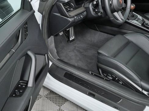Certified 2026 Porsche 911 Carrera T image 7