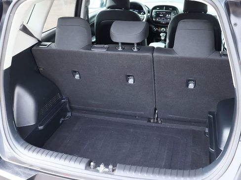 Used 2024 Kia Soul LX w/ Option Group 015 image 24