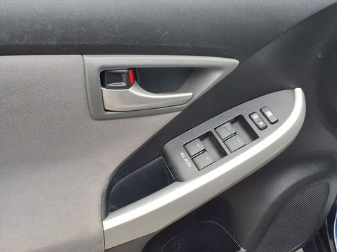 Used 2013 Toyota Prius Three FWD image 11