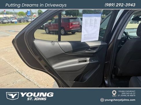 Used 2020 Chevrolet Equinox LT w/ Driver Convenience Package FWD image 14