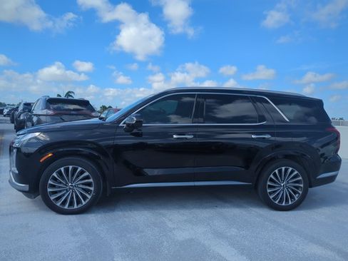 Used 2024 Hyundai Palisade Calligraphy FWD image 5