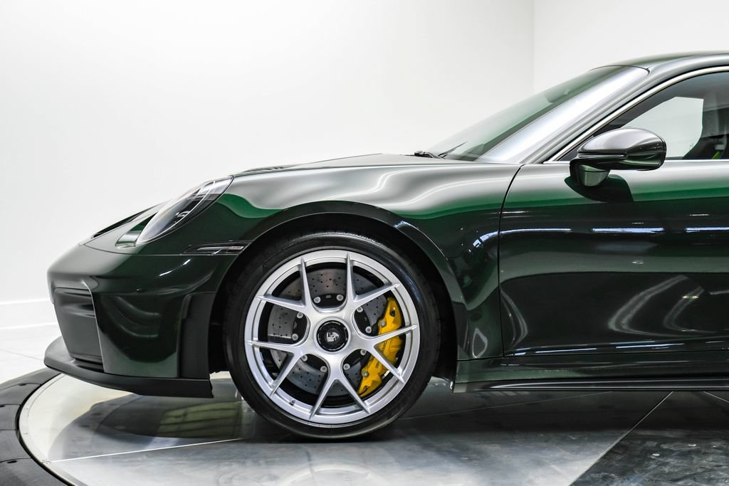 Used 2026 Porsche 911 GT3 RWD image 13