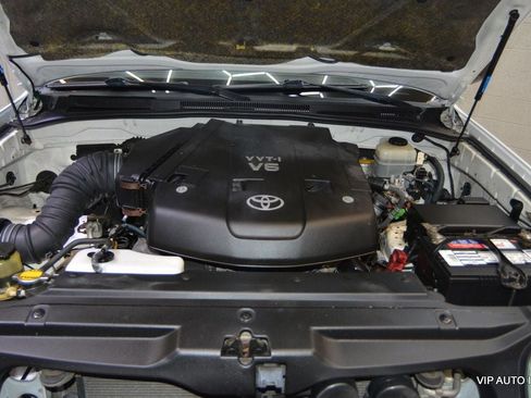 Used 2005 Toyota 4Runner SR5 RWD image 33