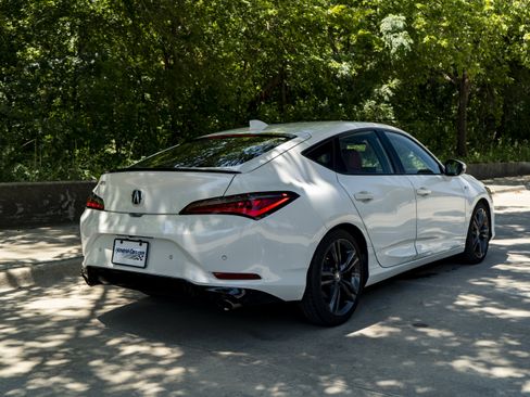 Used 2024 Acura Integra A-Spec FWD image 9