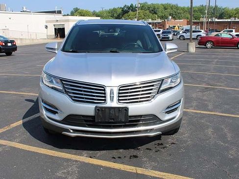 Used 2017 Lincoln MKC Select w/ Lincoln MKC Climate Package AWD/4WD image 3