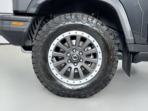 Used 2025 INEOS Grenadier AWD/4WD image 8