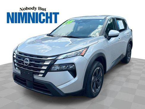 Used 2024 Nissan Rogue SV AWD/4WD image 1