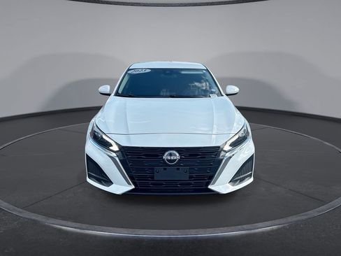 Used 2023 Nissan Altima 2.5 S FWD image 19