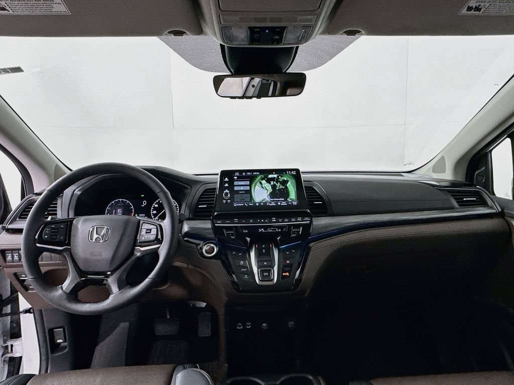 Certified 2026 Honda Odyssey Elite image 3