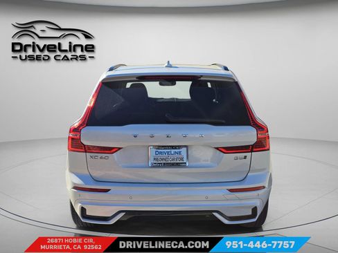 Used 2025 Volvo XC60 B5 Core image 3