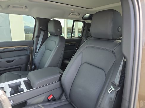 Certified 2025 Land Rover Defender 110 S image 21