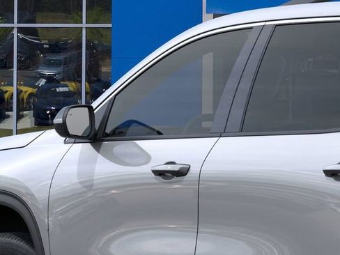 New 2026 Chevrolet Traverse LT w/ Driver Confidence Package image 12