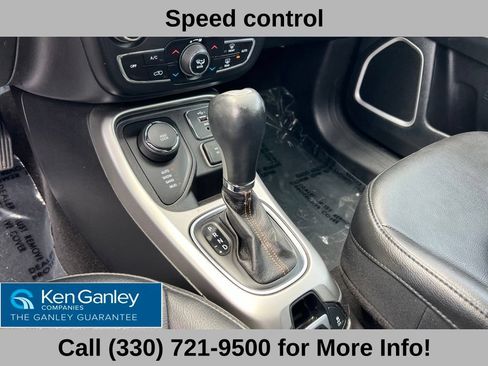 Used 2019 Jeep Compass Latitude AWD/4WD image 34