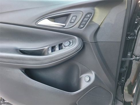 Used 2023 Buick Encore GX Essence w/ Experience Buick Package image 21