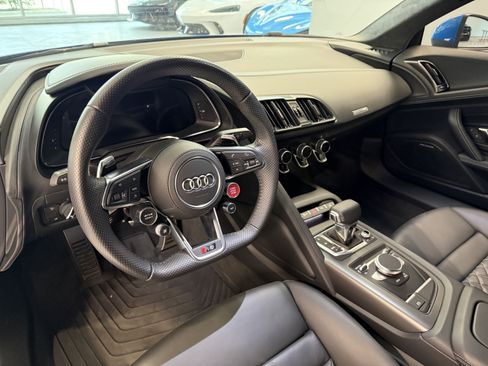 Used 2023 Audi R8 V10 performance w/ Premium Package RWD image 4