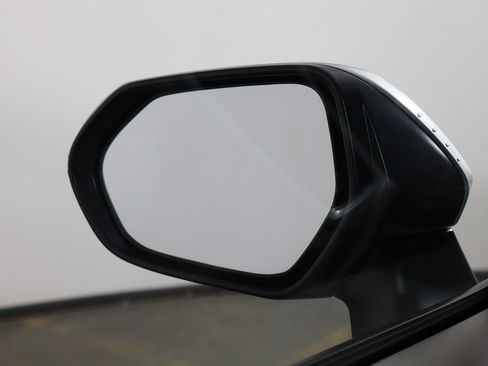 Used 2025 Toyota Corolla LE FWD image 38