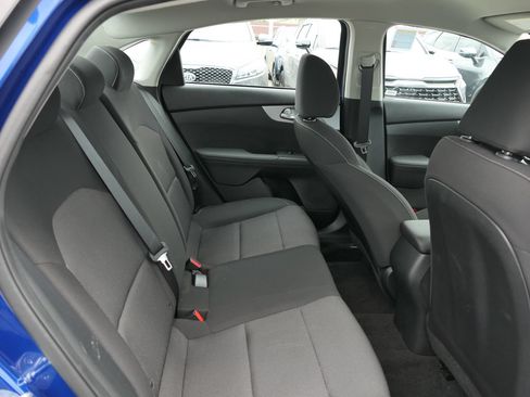 Used 2024 Kia Forte LXS FWD image 23