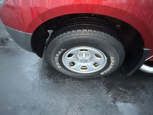 Used 2018 Nissan Frontier S image 34