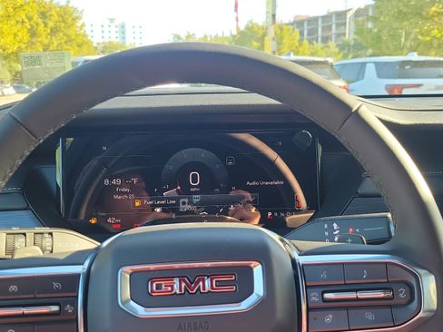 New 2025 GMC Acadia Elevation image 10