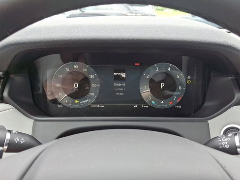 Certified 2026 Land Rover Range Rover Velar Dynamic SE image 21