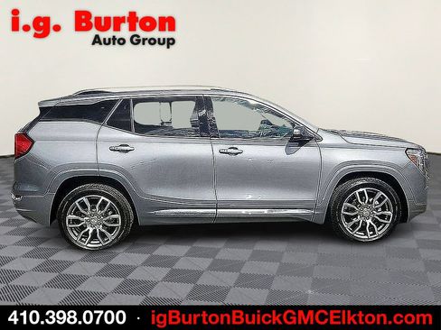 Used 2023 GMC Terrain Denali AWD/4WD image 7