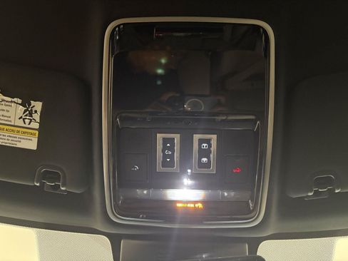 Used 2021 Land Rover Range Rover P525 Westminster Edition LWB AWD/4WD image 31
