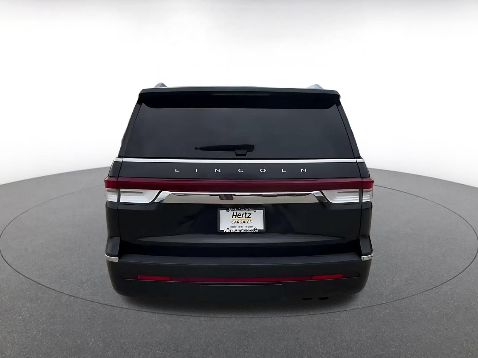 Used 2022 Lincoln Navigator Reserve RWD image 12